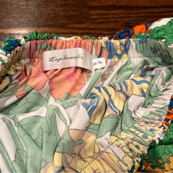 T BAGS: LOS ANGELES GREEN TOP W/ MULTICOLOR  FLORAL - SIZE M - Picture 4 of 5